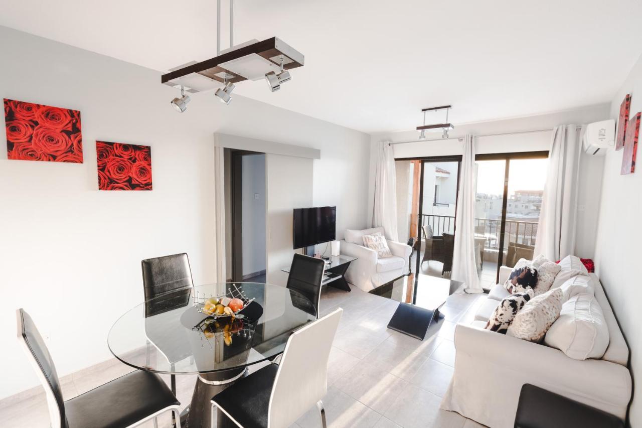 Alexis Apartments - Lovely 2-Bedroom With Swimming Pool Paphos Exteriér fotografie