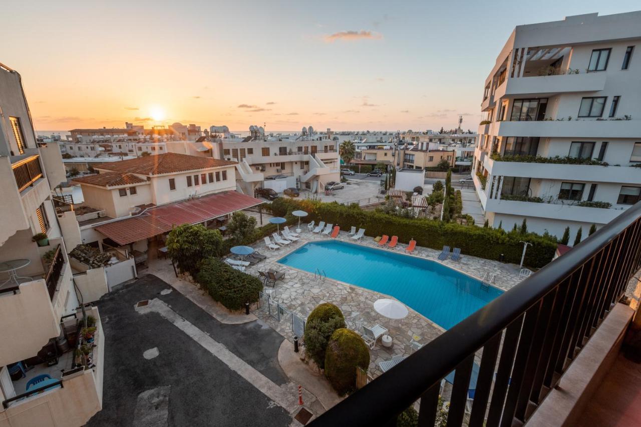 Alexis Apartments - Lovely 2-Bedroom With Swimming Pool Paphos Exteriér fotografie