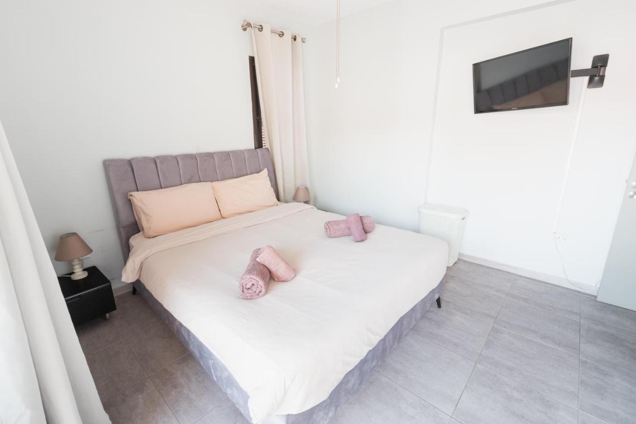Alexis Apartments - Lovely 2-Bedroom With Swimming Pool Paphos Exteriér fotografie